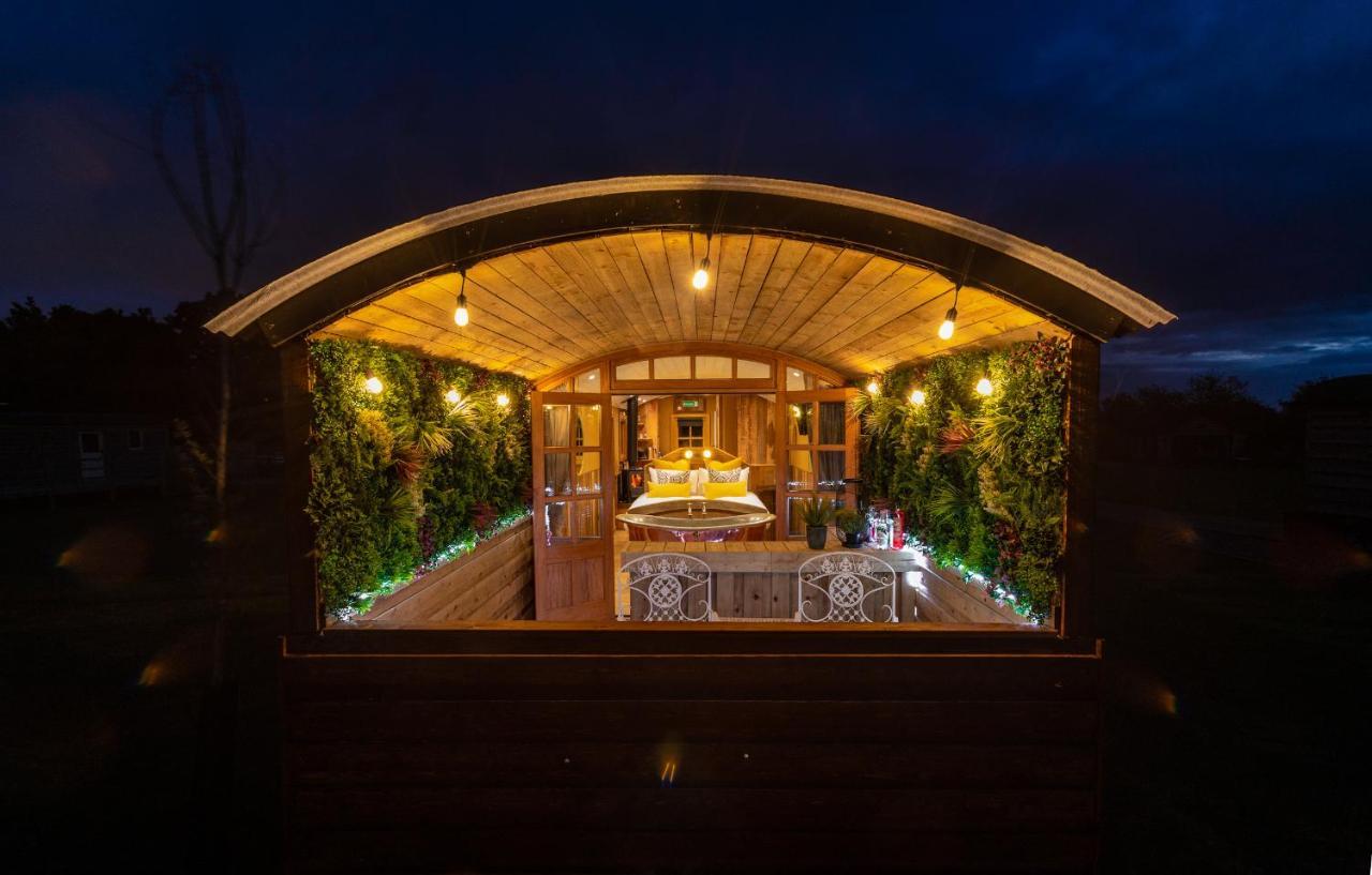 Apartmán Ashwood Shepherd Hut -Ockeridge Rural Retreats Worcester Exteriér fotografie